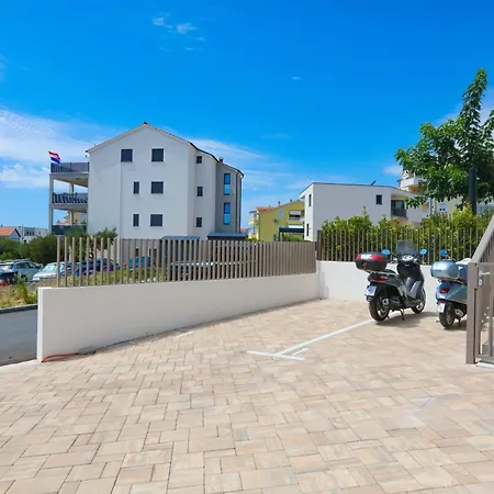 With Parking Space - 23894 Apartment Vodice