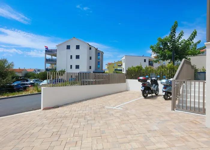 With Parking Space - 23894 Lejlighed Vodice