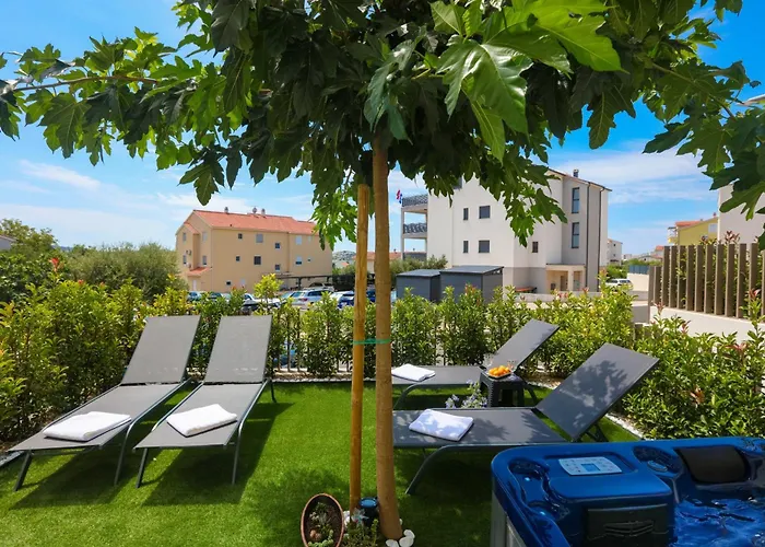 Apartment With Parking Space - 23894